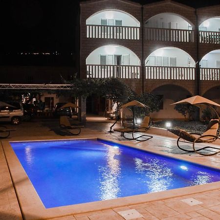 פודסטראנה Unforgettable Sea View Apartments Bakota מראה חיצוני תמונה
