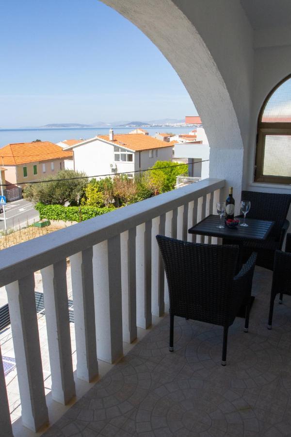 פודסטראנה Unforgettable Sea View Apartments Bakota מראה חיצוני תמונה