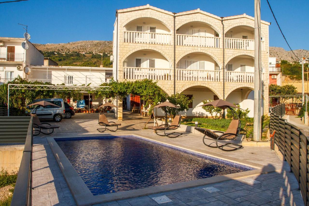 פודסטראנה Unforgettable Sea View Apartments Bakota מראה חיצוני תמונה
