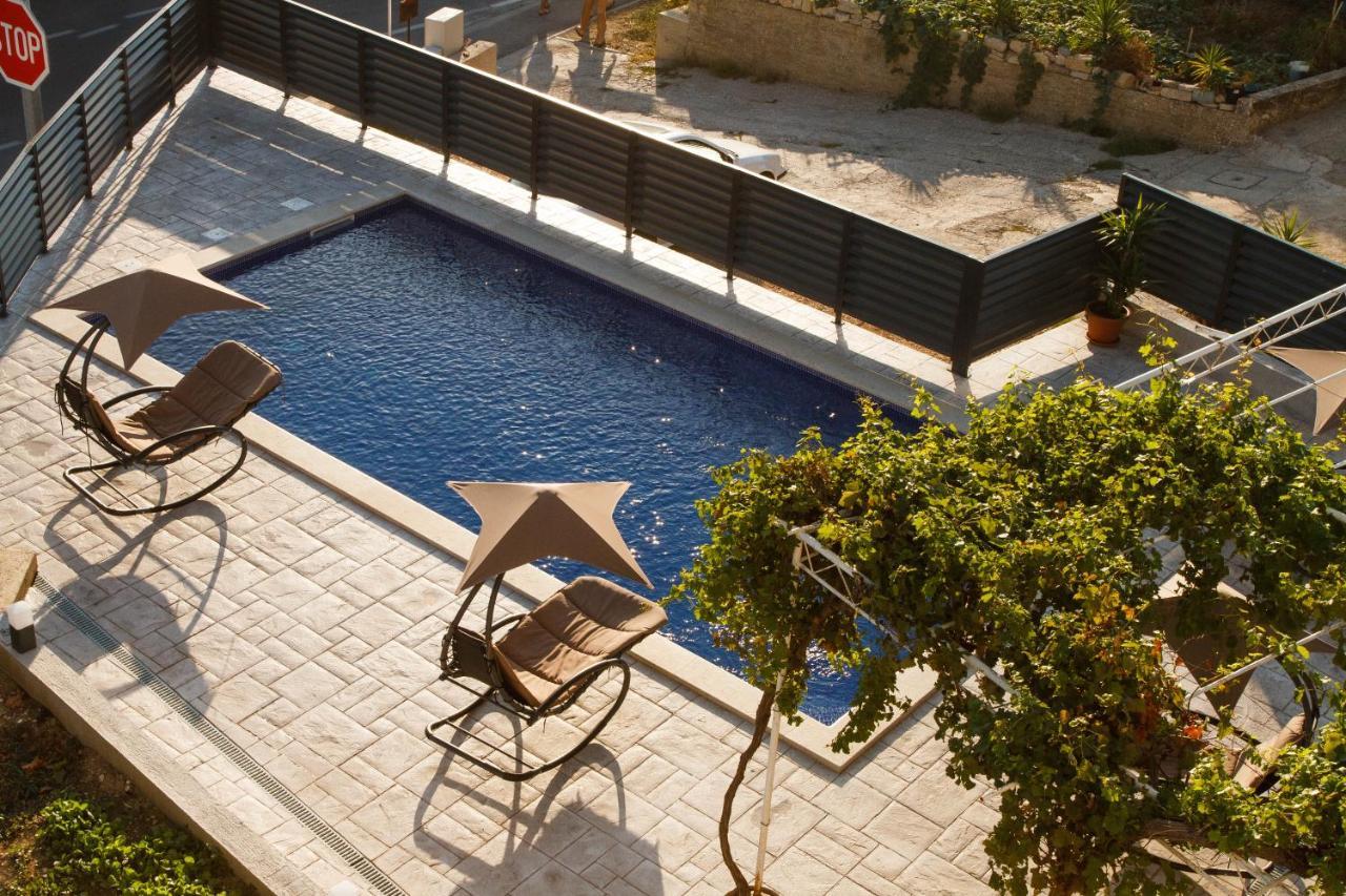 פודסטראנה Unforgettable Sea View Apartments Bakota מראה חיצוני תמונה