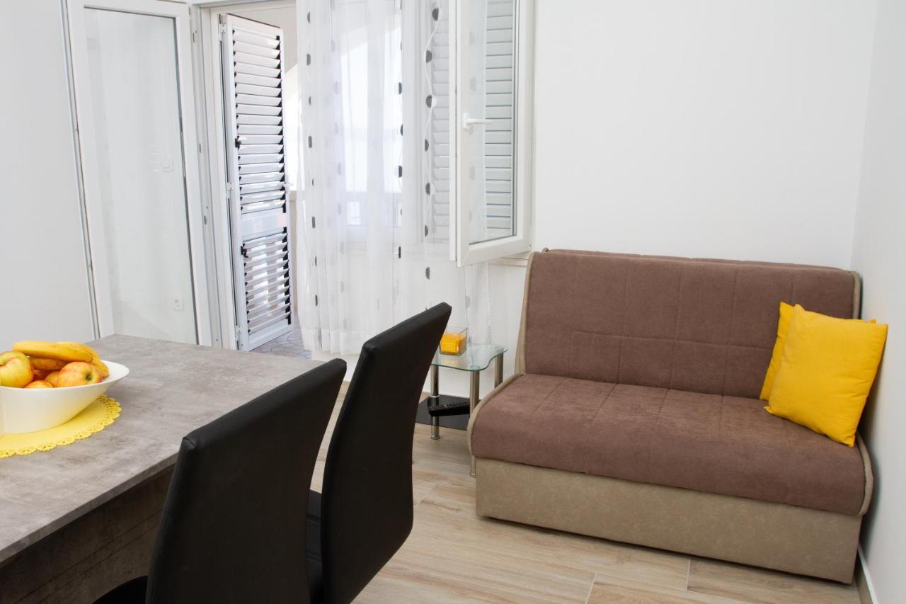 פודסטראנה Unforgettable Sea View Apartments Bakota מראה חיצוני תמונה